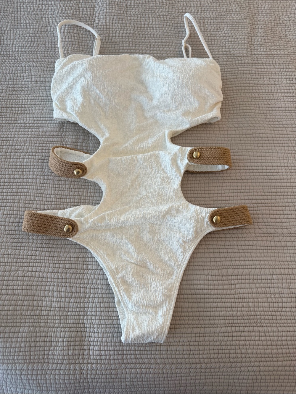 VIX🔥White Cutout One-Piece Swimsuit with Tan Strap Accents